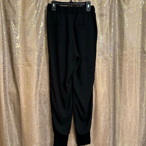 Aritzia Babaton Black Dress Work Pants Tailored Pull On Joggers XXS - Picture 2 of 7